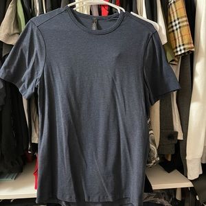 Lululemon shirt